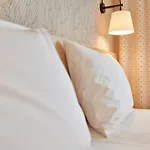 Mcdreams Hotel